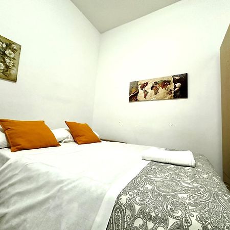 4 Bed Rooms Luxury Apartment Near Colosseum 로마 외부 사진