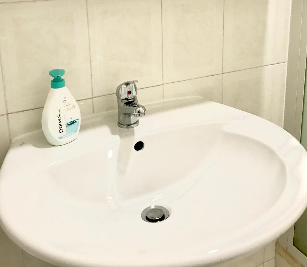 4 Bed Rooms Luxury Apartment Near Colosseum 로마 외부 사진